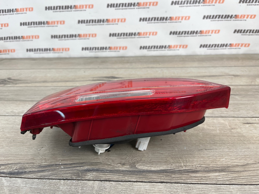 Фонарь в крышку багажника, 4000 рублей, Москва