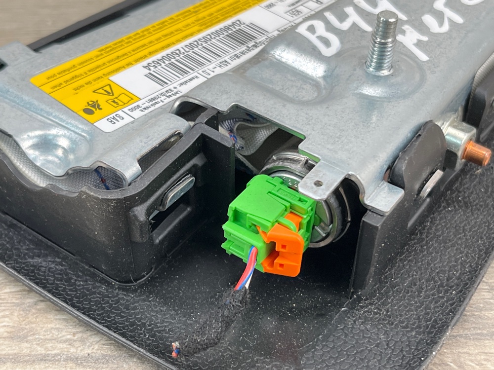 Подушка безопасности в сиденье, 1000 рублей, Москва