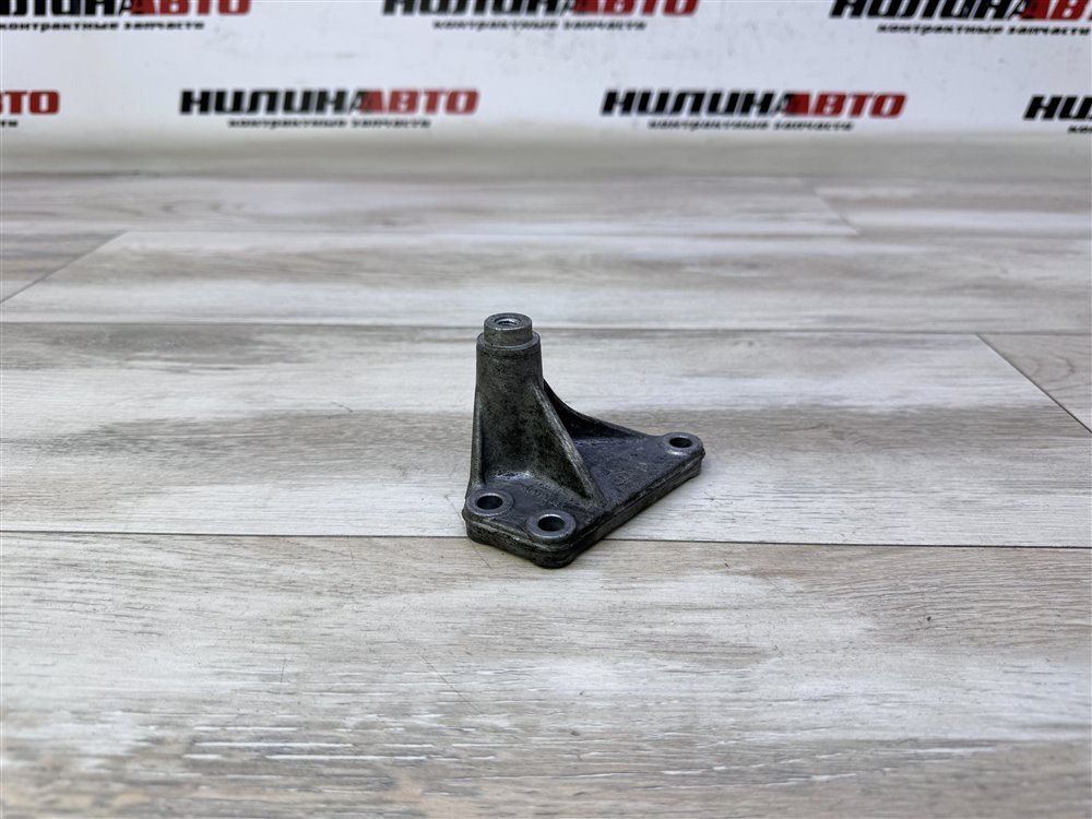 Кронштейн обводного ролика, 500 рублей, Севастополь