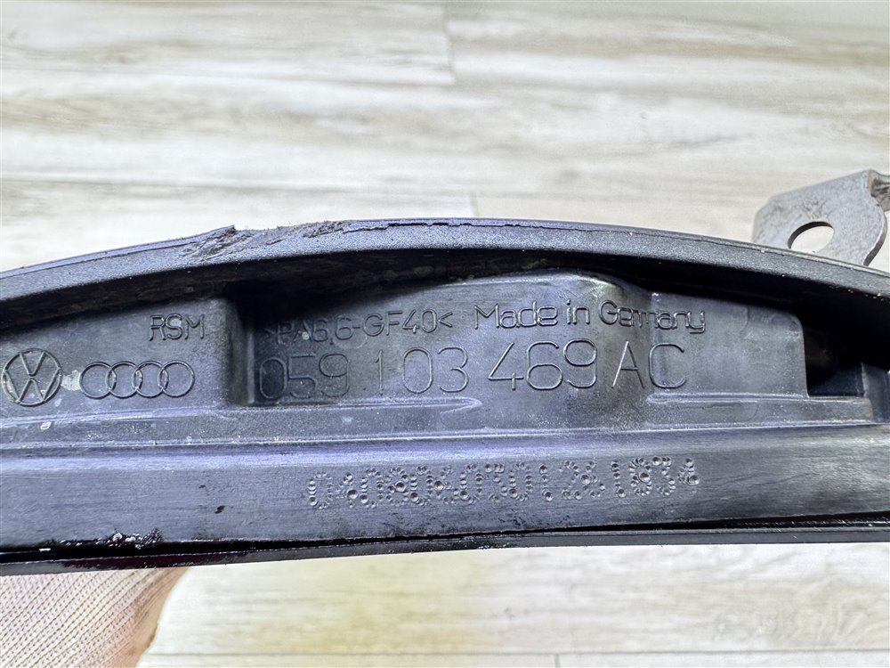 Крышка клапанная, 1000 рублей, Севастополь