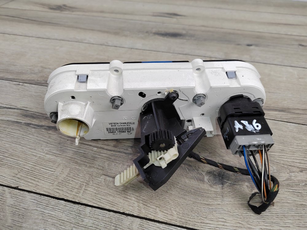 Блок управления печкой, 1000 рублей, Москва