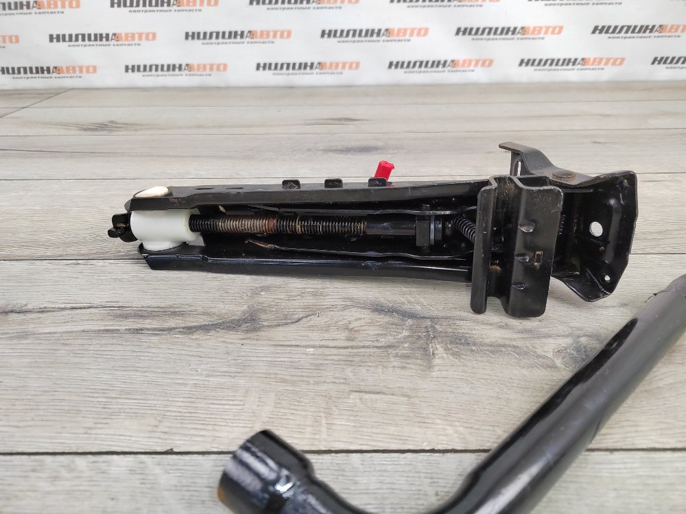 Домкрат, 2500 рублей, Москва