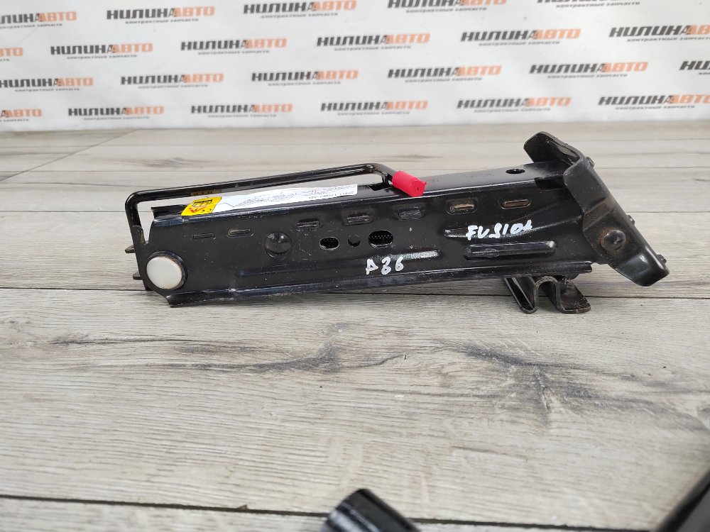 Домкрат, 2500 рублей, Москва