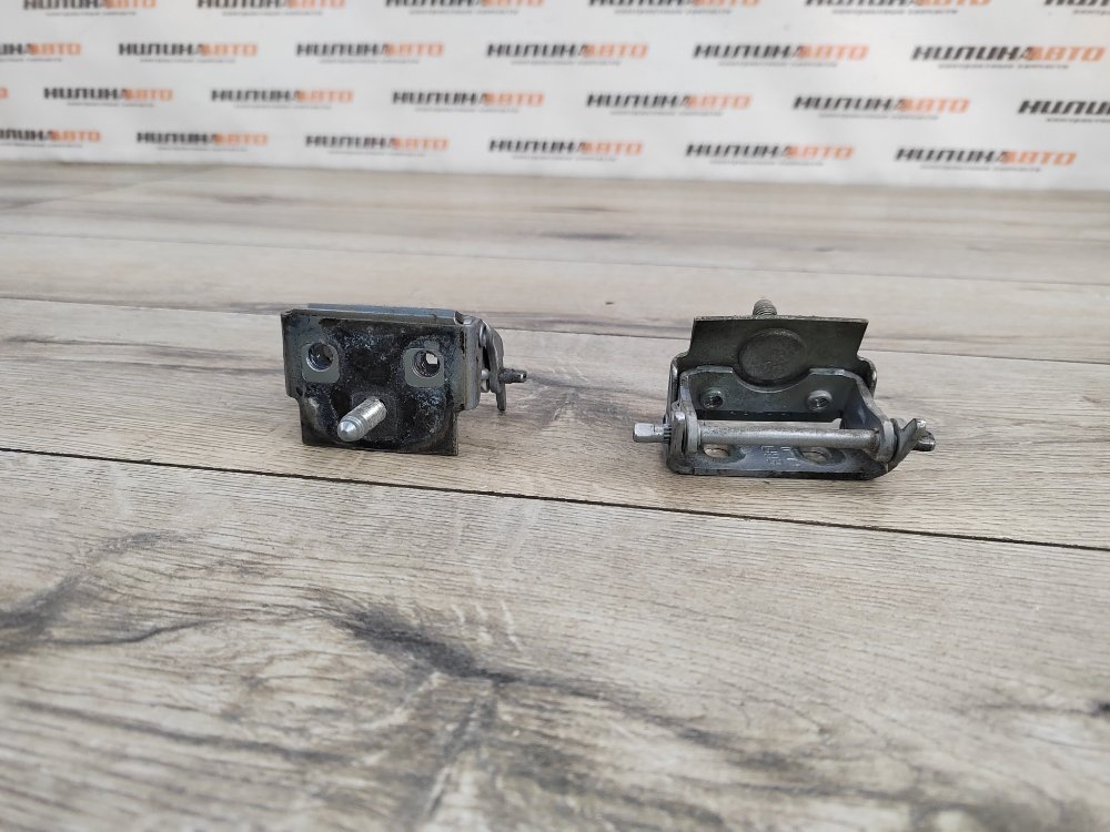 Петля двери багажника, 800 рублей, Москва