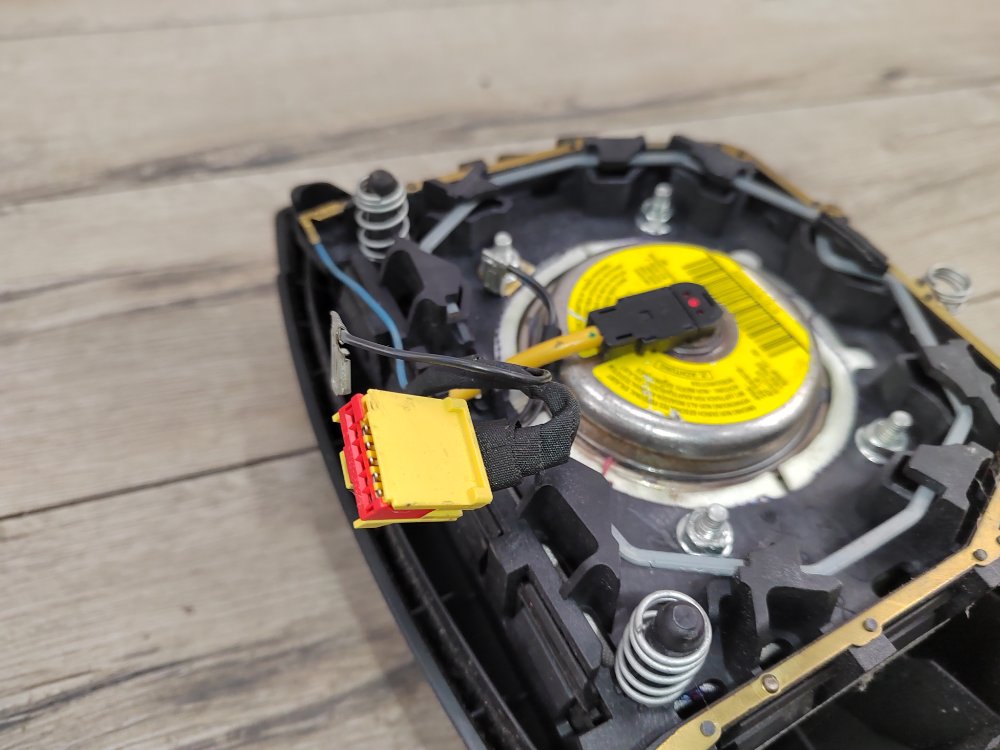 Подушка безопасности в руль, 3000 рублей, Москва