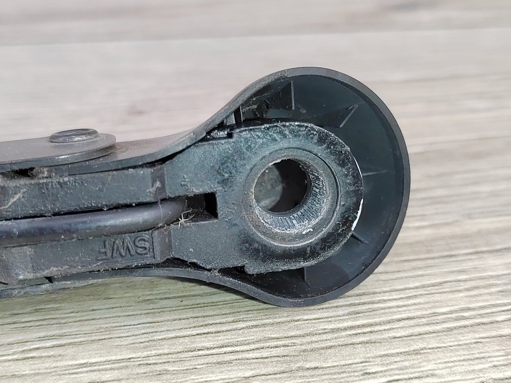 Поводок стеклоочистителя, 500 рублей, Москва