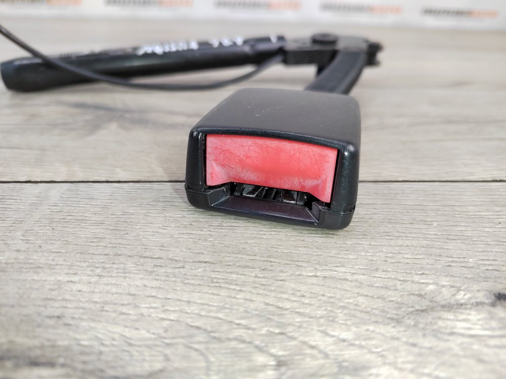 Замок ремня безопасности, 1700 рублей, Москва