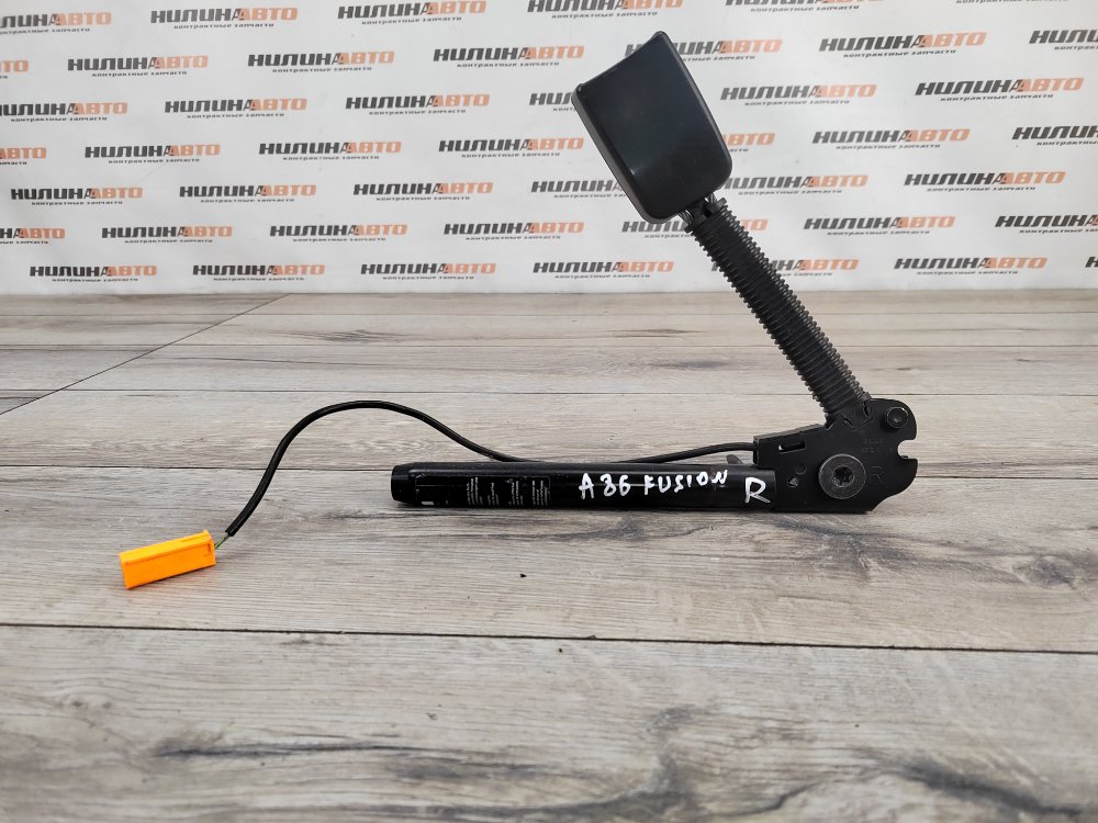 Замок ремня безопасности, 2000 рублей, Москва