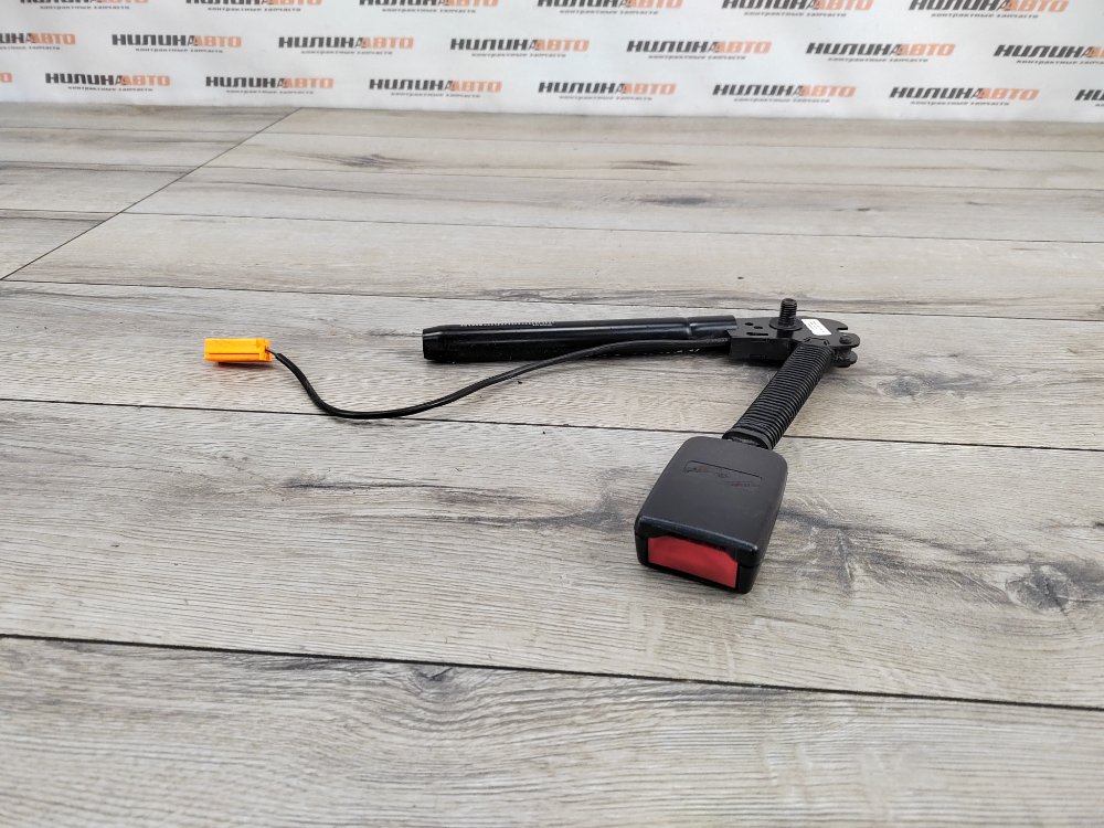 Замок ремня безопасности, 2000 рублей, Москва