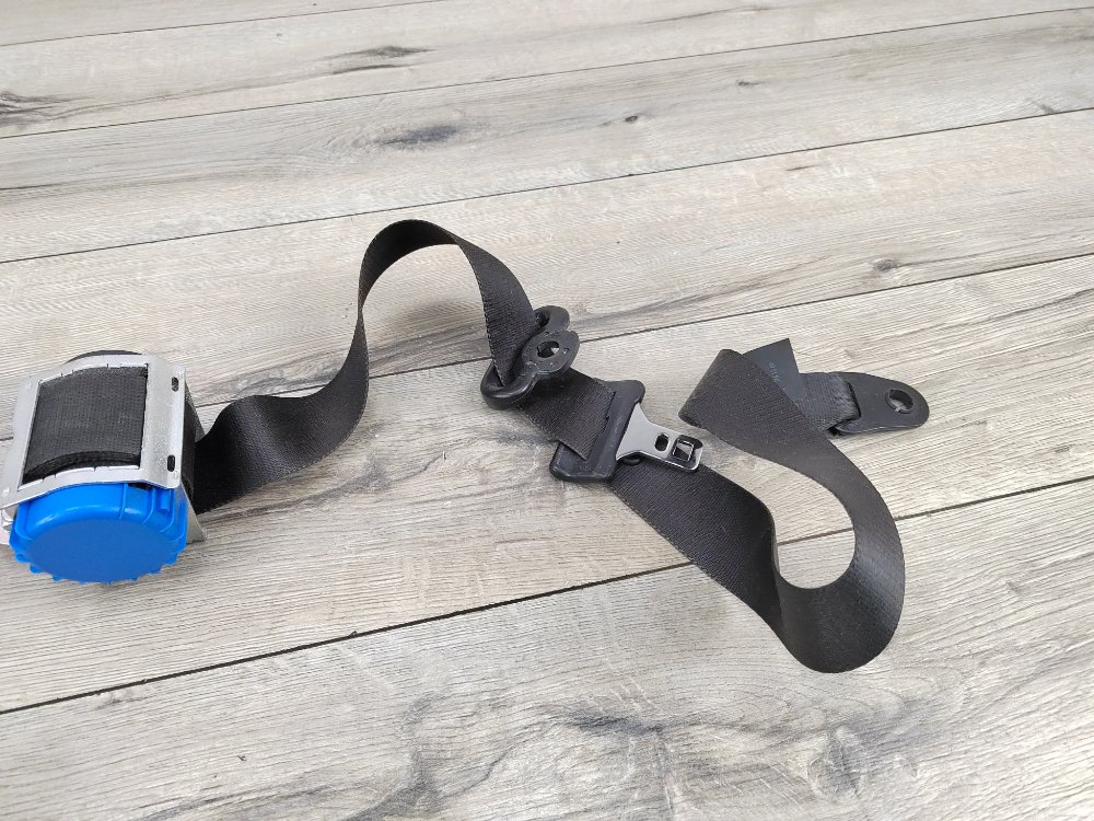 Ремень безопасности, 800 рублей, Москва