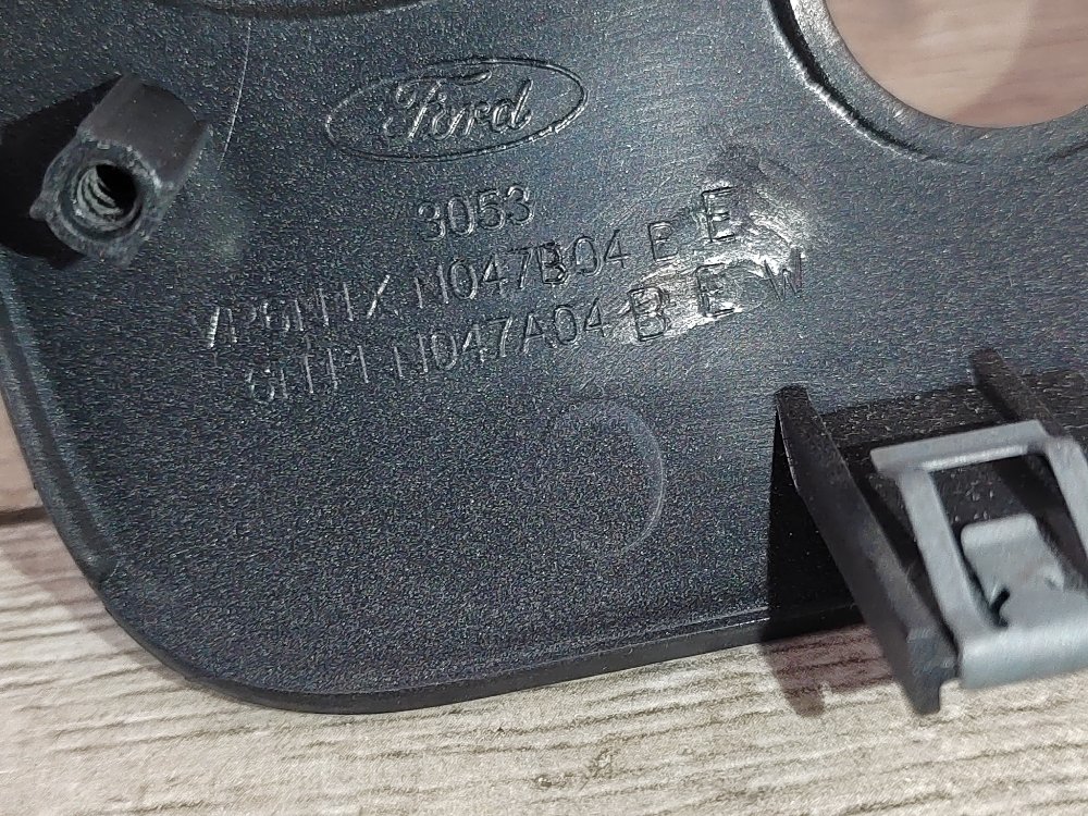 Рамка магнитолы, 500 рублей, Москва