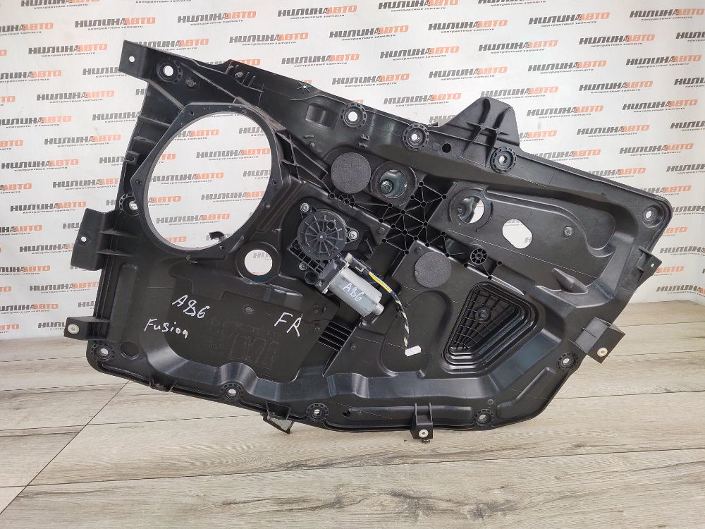 Стеклоподъемник, 1000 рублей, Москва