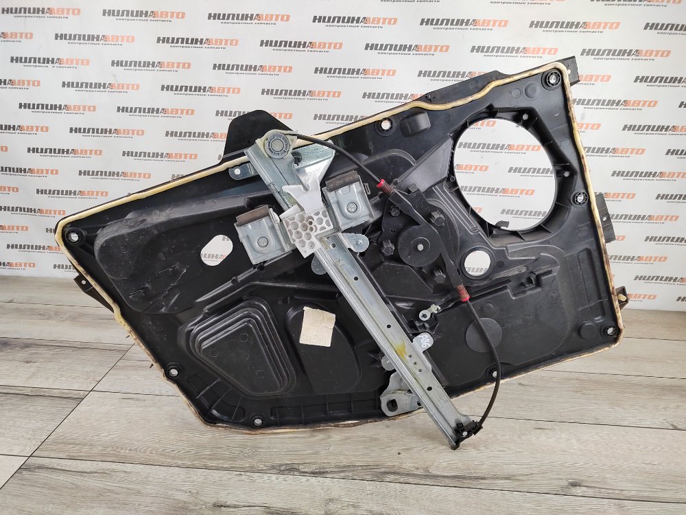 Стеклоподъемник, 1000 рублей, Москва