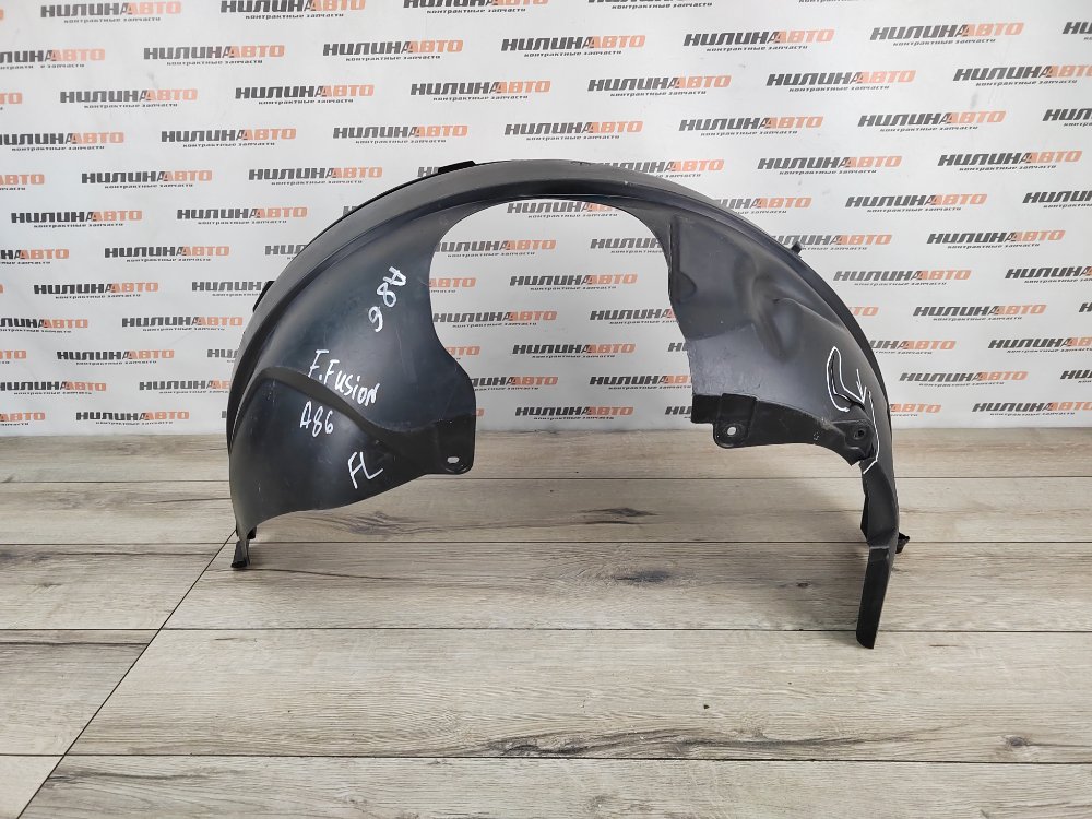 Подкрылок, 800 рублей, Москва