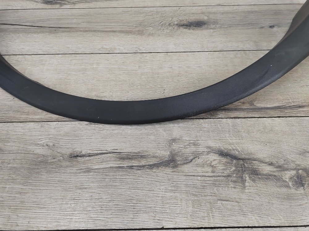 Накладка крыла, 1000 рублей, Москва