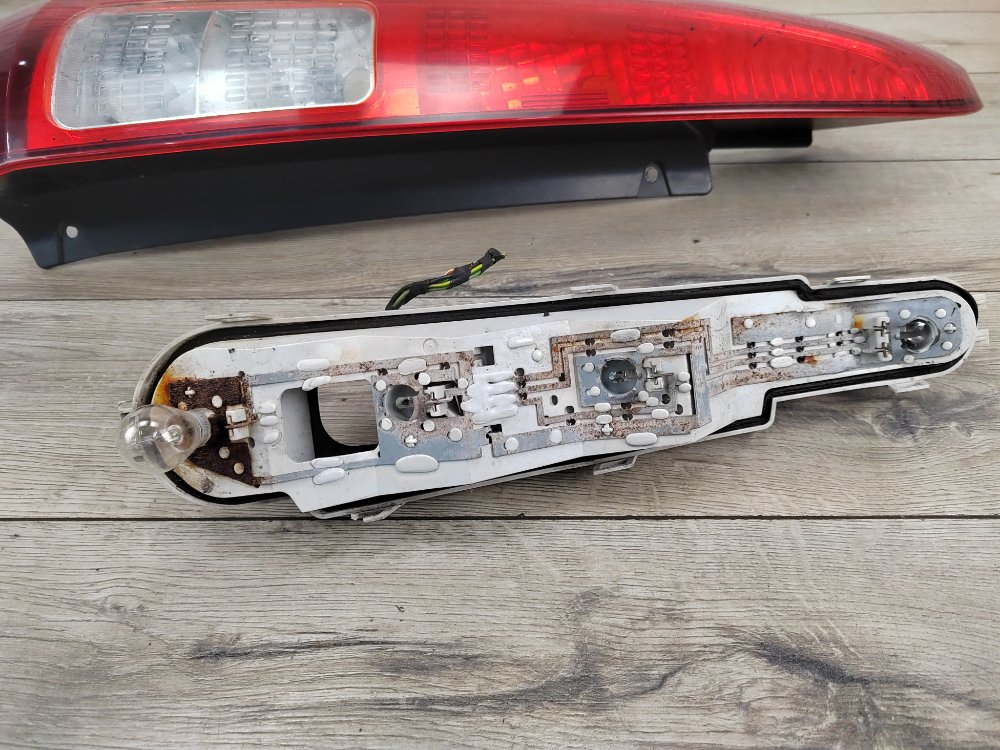 Фонарь в крыло, 4500 рублей, Москва