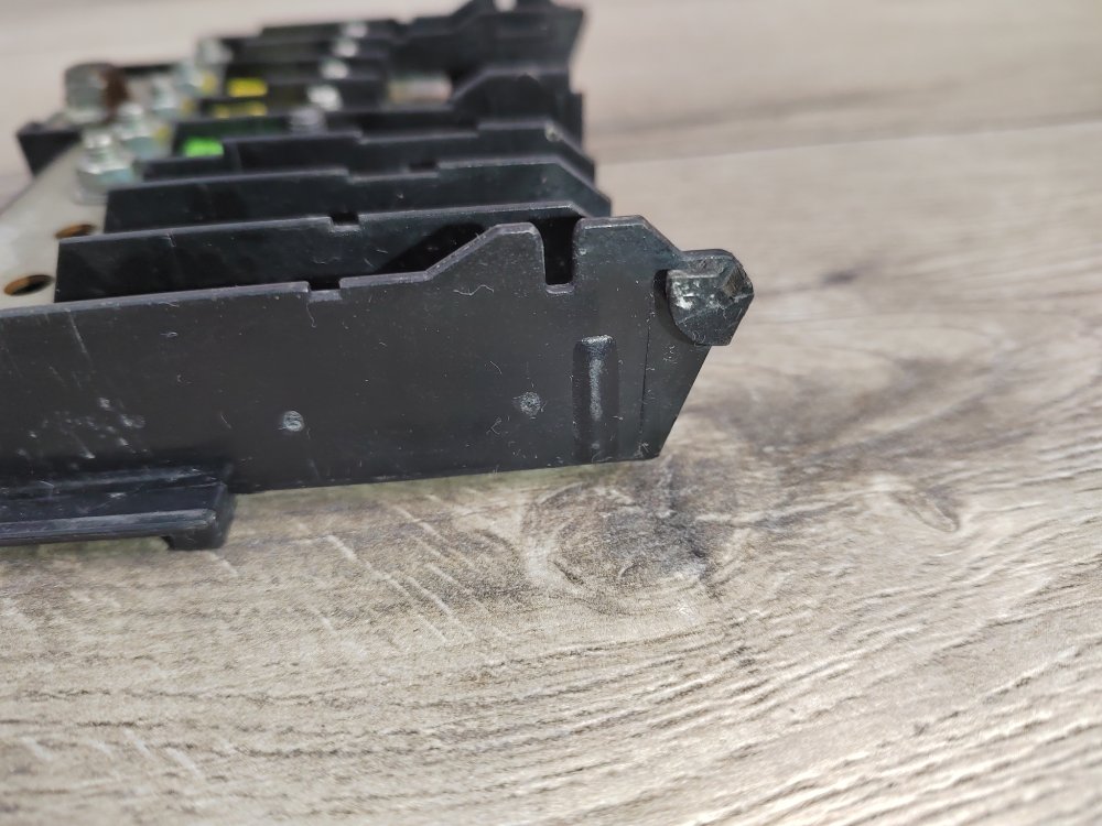 Корпус блока предохранителей, 800 рублей, Москва