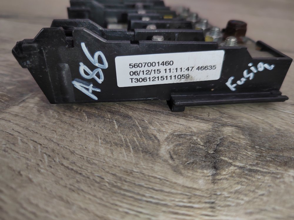 Корпус блока предохранителей, 800 рублей, Москва