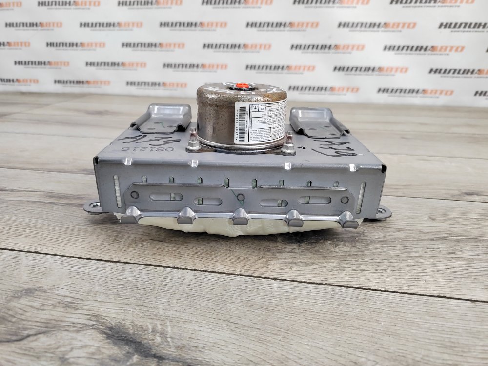 Подушка безопасности в торпедо, 6000 рублей, Москва