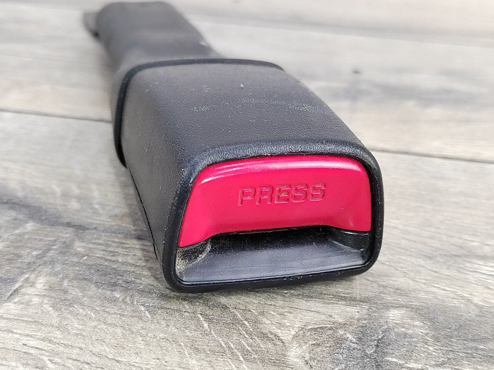 Замок ремня безопасности, 600 рублей, Москва