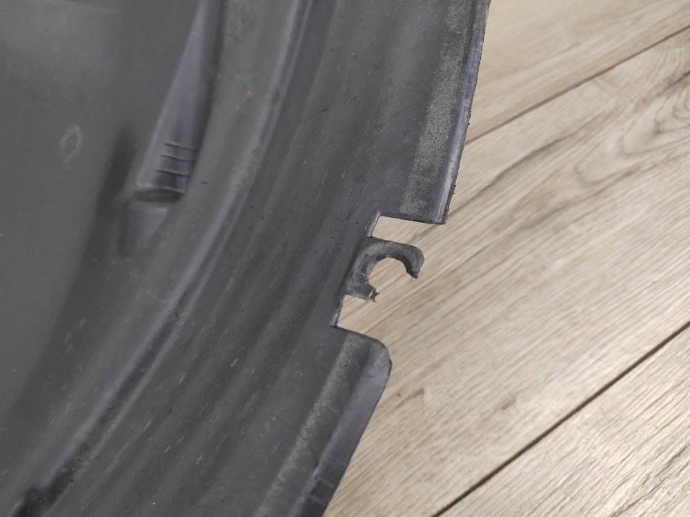 Подкрылок, 2200 рублей, Москва