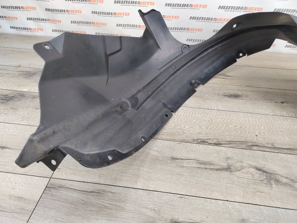 Подкрылок, 2200 рублей, Москва