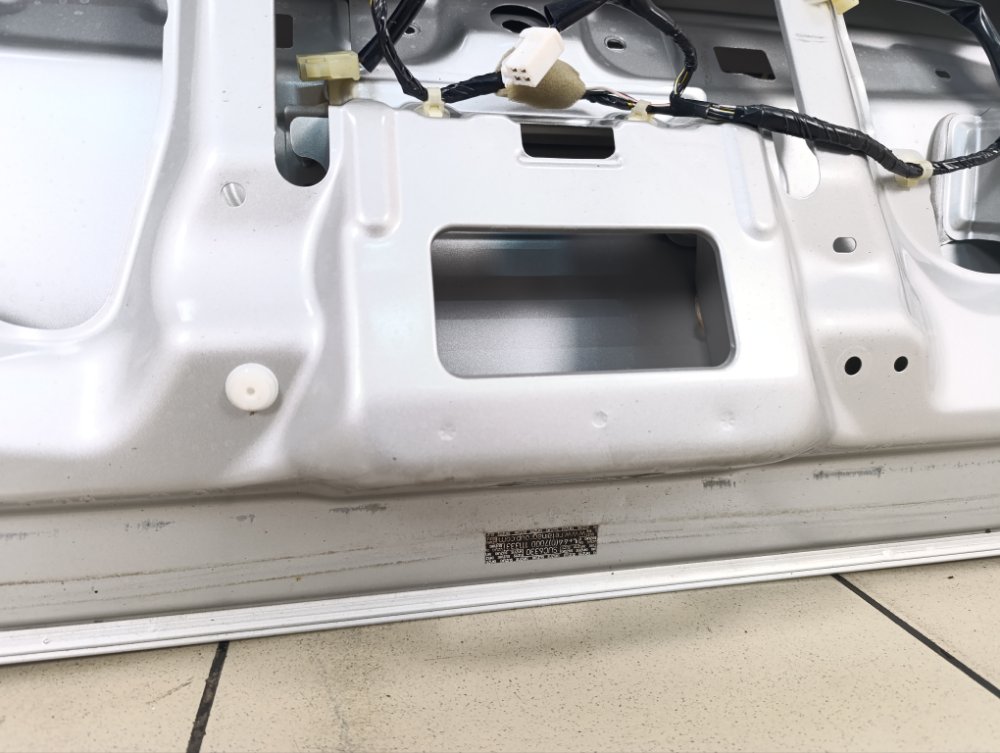 Крышка багажника, 10000 рублей, Москва