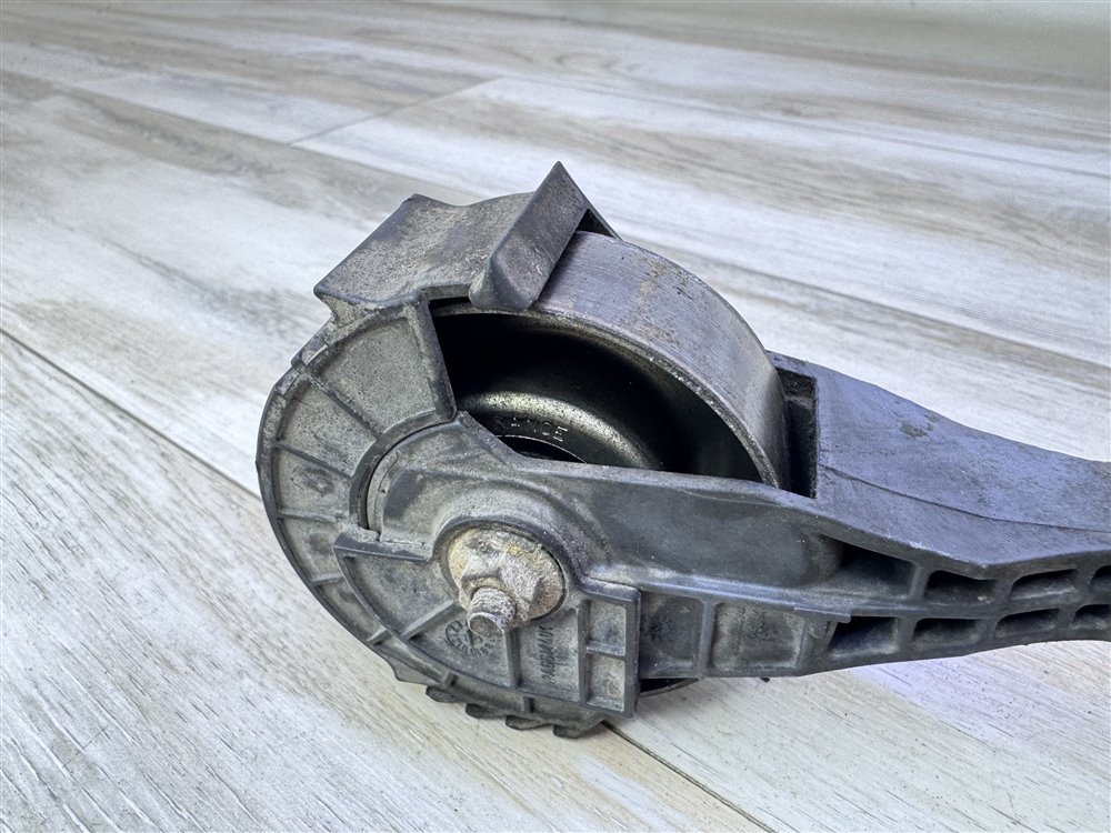 Натяжитель приводного ремня, 3000 рублей, Севастополь