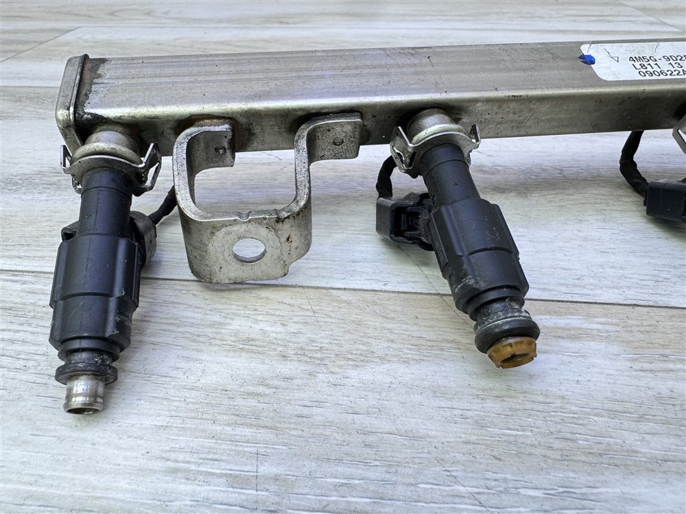 Рампа топливная, 2000 рублей, Севастополь