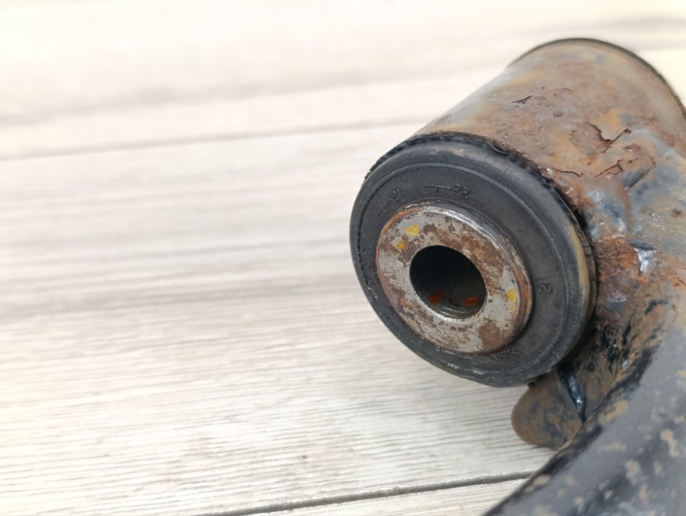 Рычаг передний нижний, 500 рублей, Москва