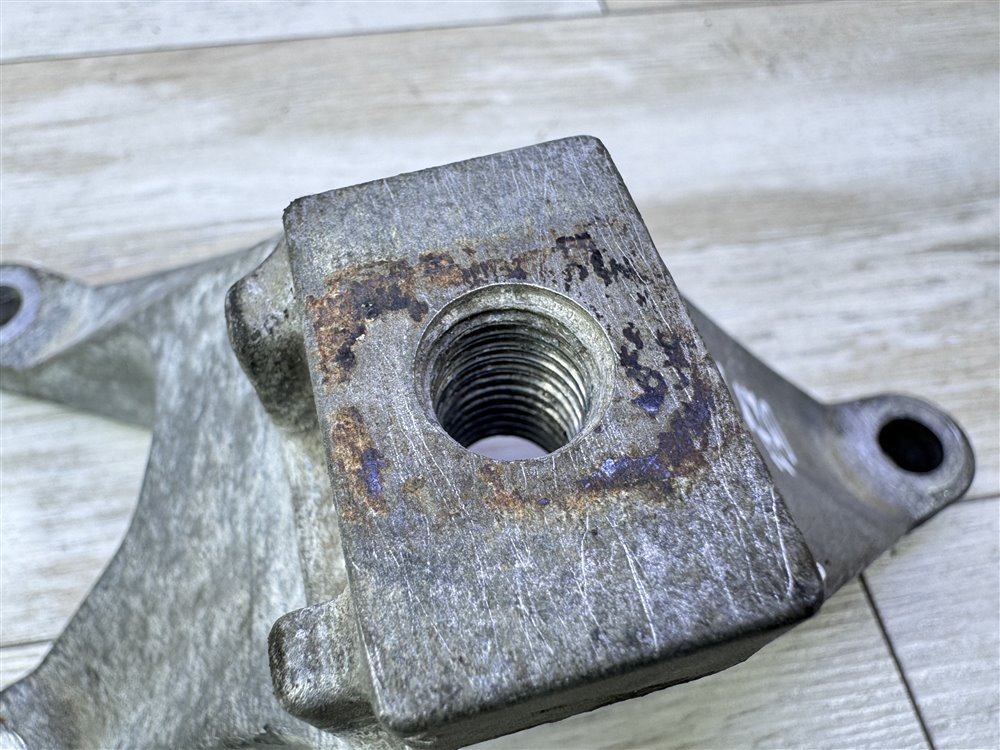 Кронштейн КПП, 2000 рублей, Севастополь