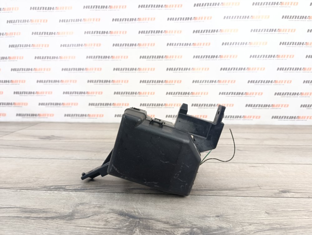 Блок предохранителей, 2000 рублей, Москва