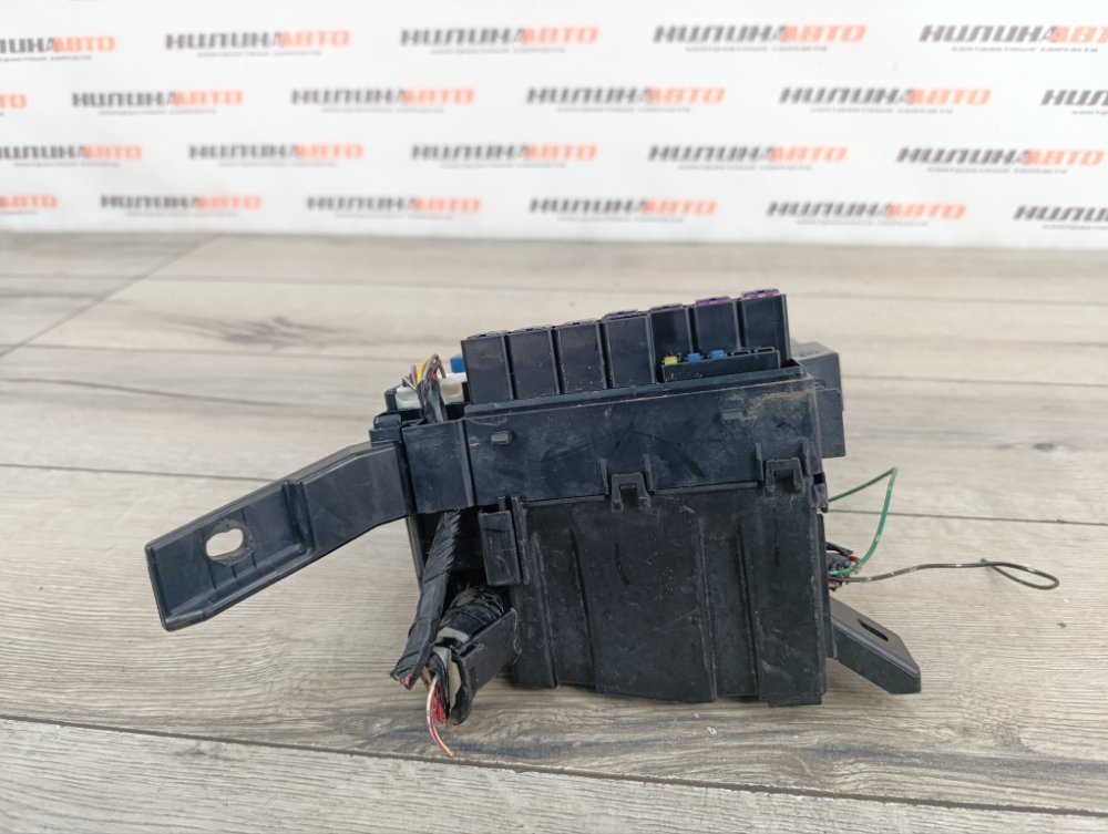 Блок предохранителей, 2000 рублей, Москва