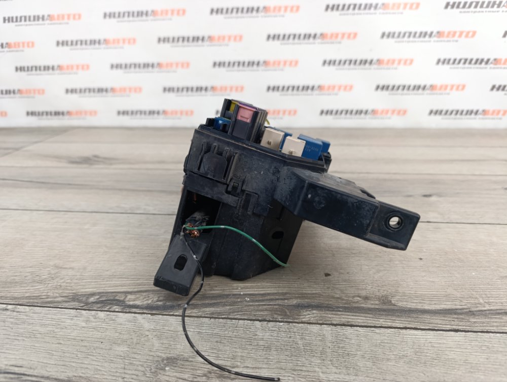 Блок предохранителей, 2000 рублей, Москва