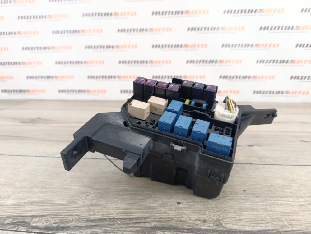 Блок предохранителей, 2000 рублей, Москва