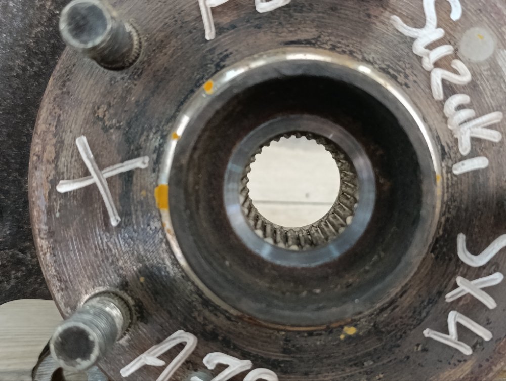 Кулак поворотный, 2000 рублей, Москва