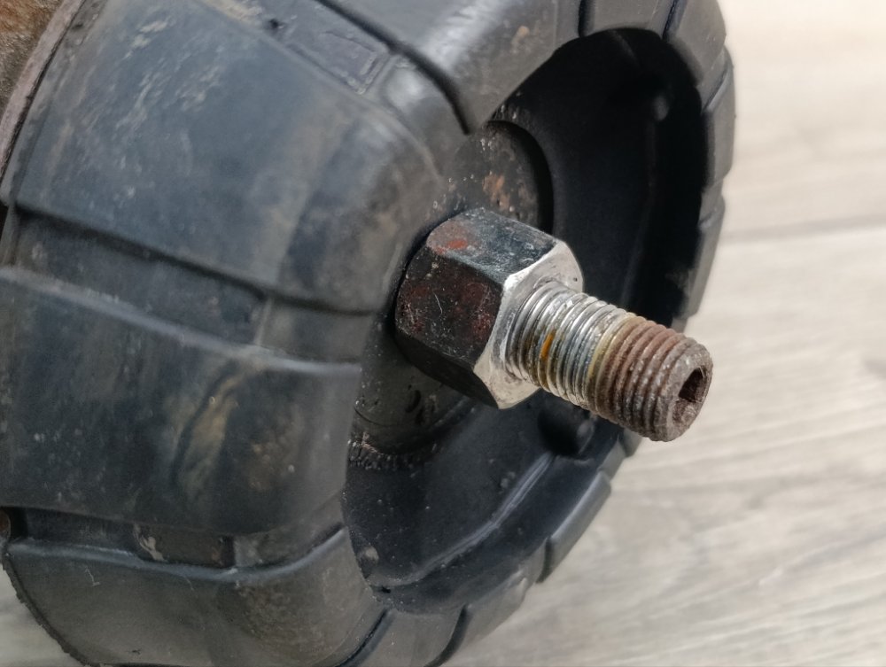 Амортизатор, 3000 рублей, Москва