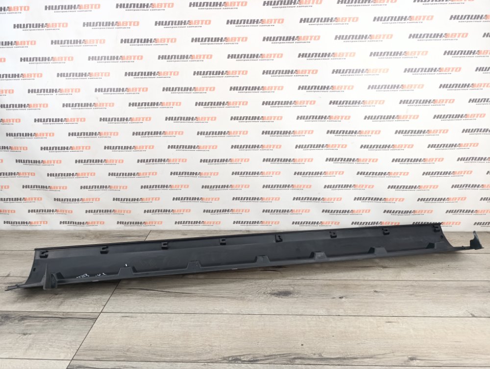 Накладка порога, 2000 рублей, Москва