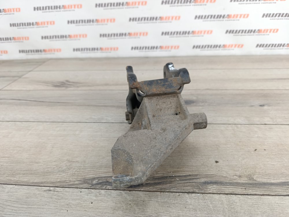 Кронштейн двигателя, 500 рублей, Москва