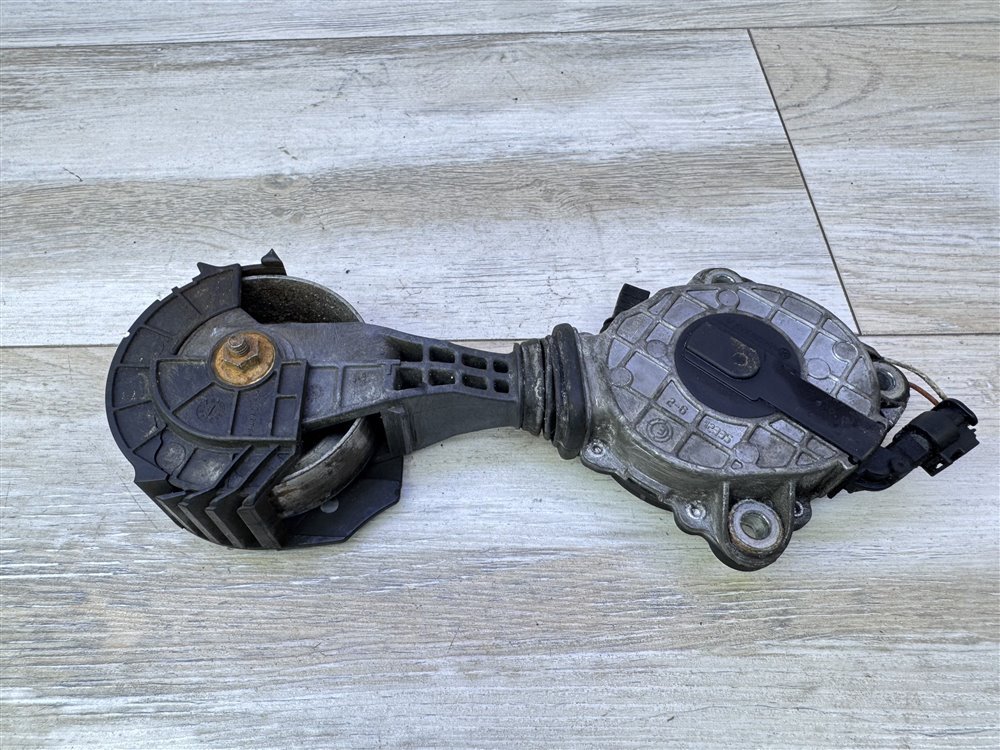 Натяжитель приводного ремня, 3000 рублей, Севастополь