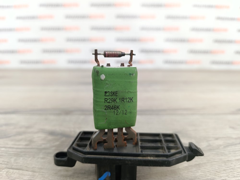 Резистор печки, 1000 рублей, Москва