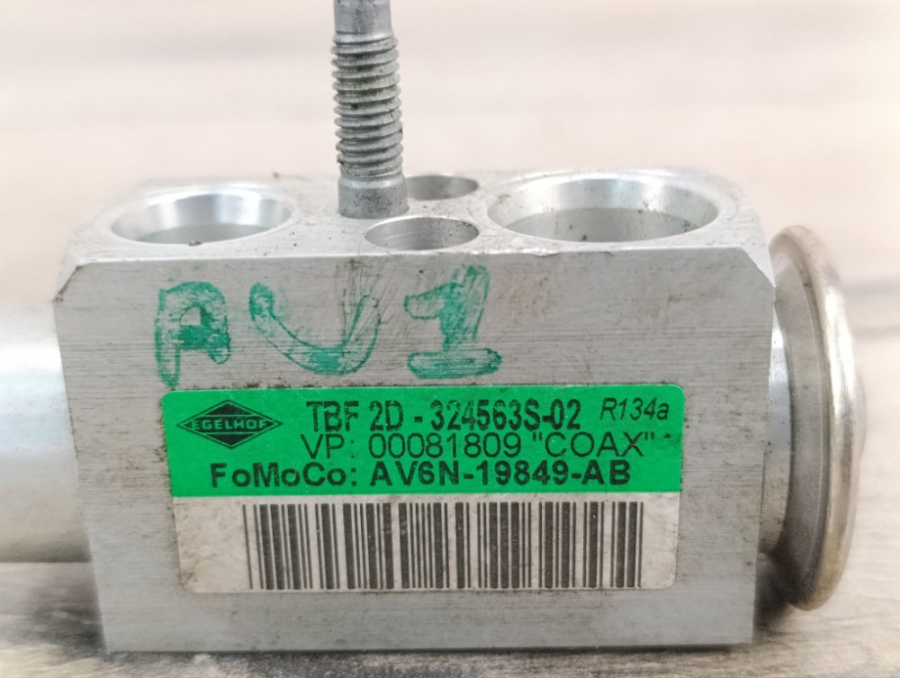 Клапан кондиционера, 500 рублей, Москва