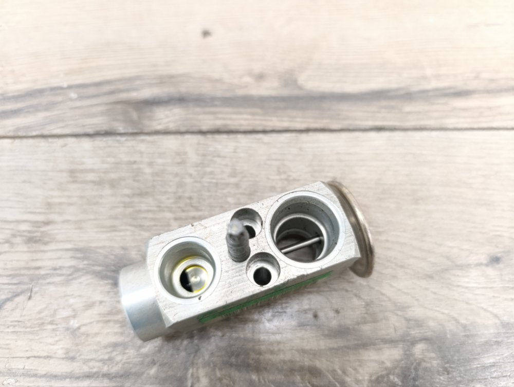 Клапан кондиционера, 500 рублей, Москва