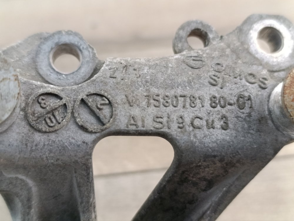 Кронштейн компрессора кондиционера, 500 рублей, Москва