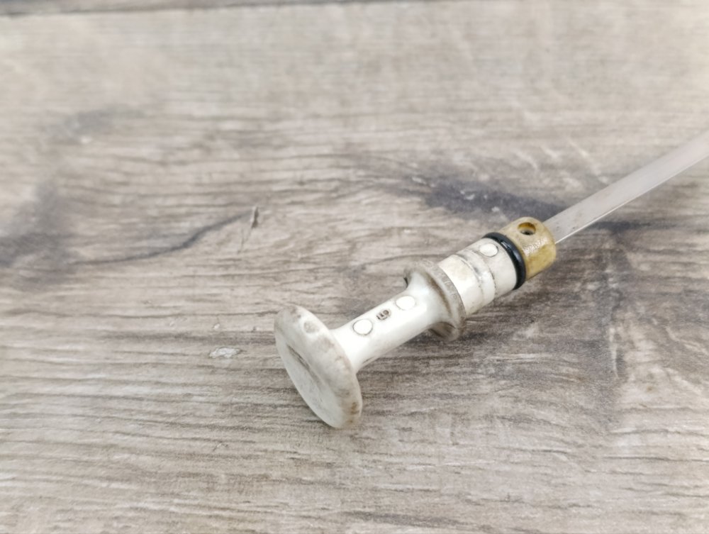 Щуп масляный, 700 рублей, Москва