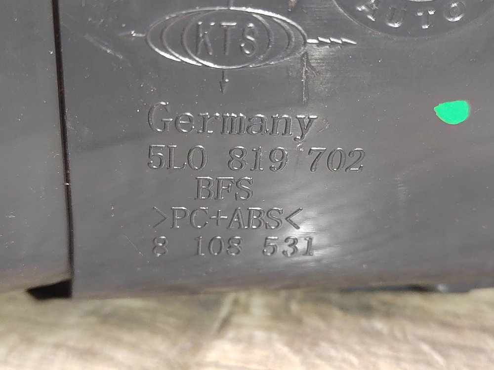 Дефлектор в торпедо, 1000 рублей, Москва