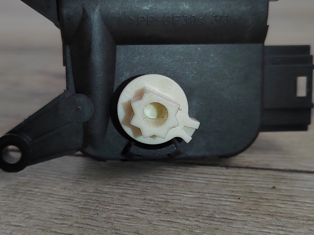 Моторчик заслонки печки, 1000 рублей, Москва