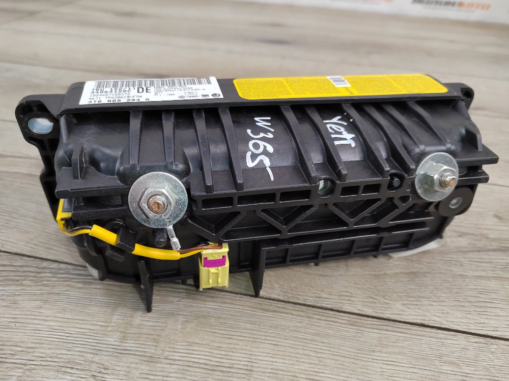 Подушка безопасности в торпедо, 4000 рублей, Москва