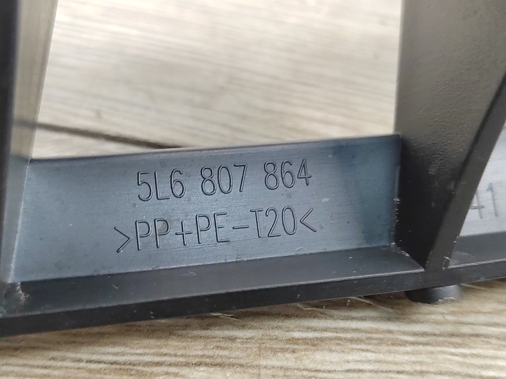 Кронштейн бампера, 1000 рублей, Москва