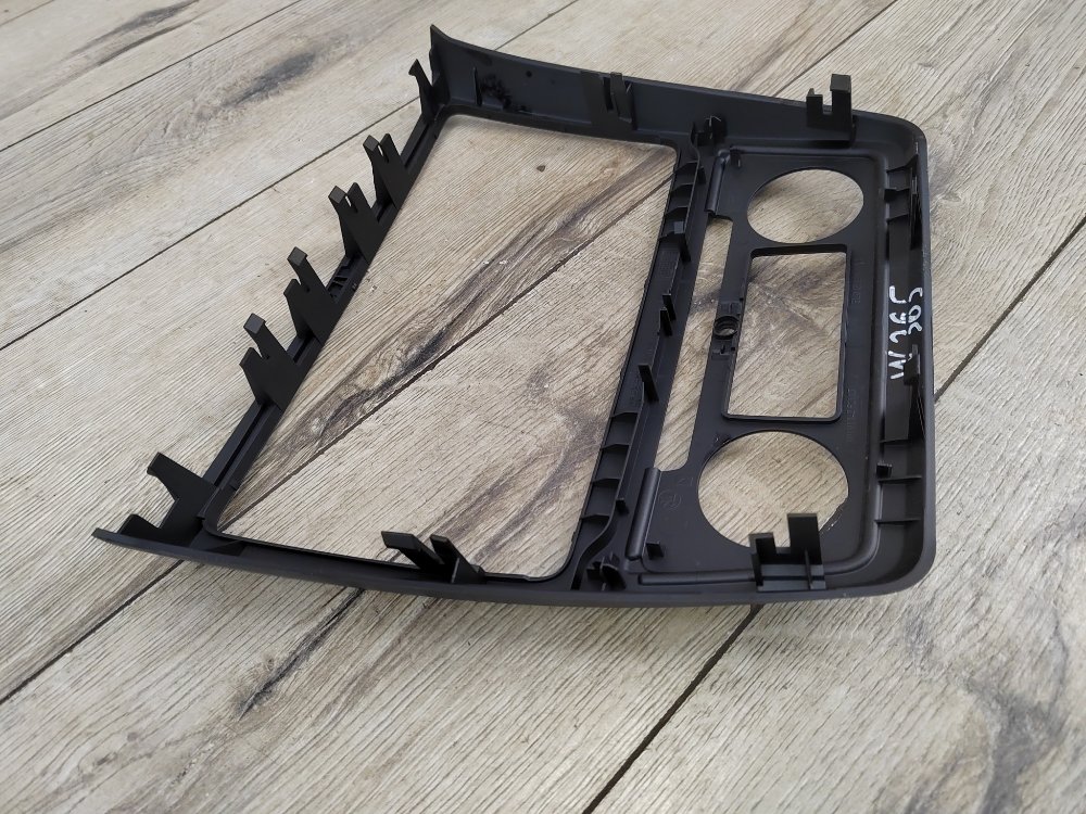 Рамка магнитолы, 1000 рублей, Москва